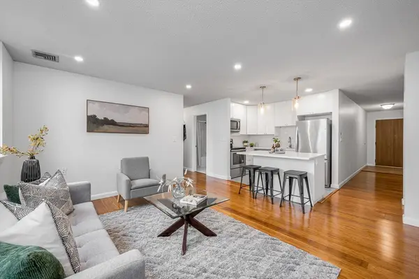1 Prescott St #206, Boston, MA 02128
