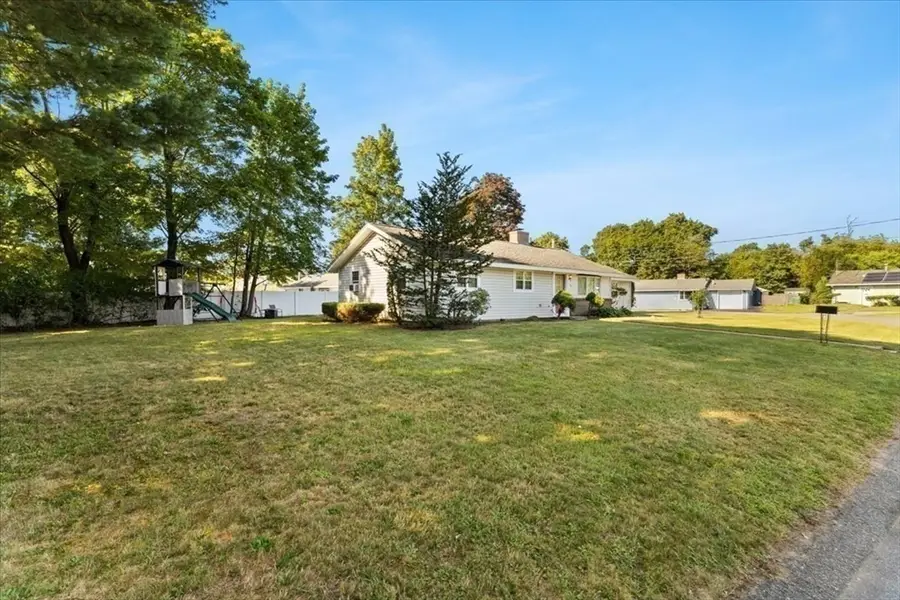 73 Oak Ridge Dr W, Brockton, MA 02301 - #3