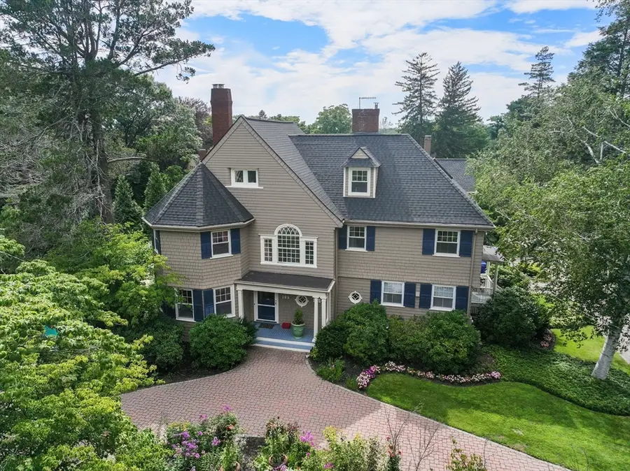 105 Randolph Ave, Milton, MA 02186 - #2