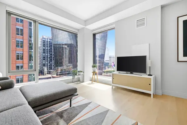 135 Seaport Blvd #1016, Boston, MA 02210