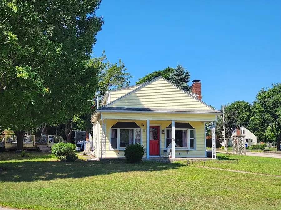 48 Captain Courtois Dr, Attleboro, MA 02703 - #2