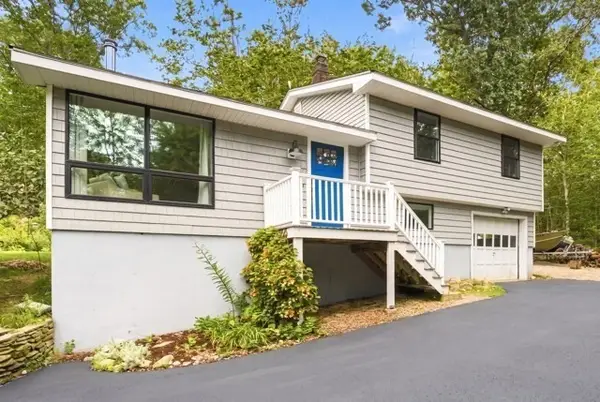 118 Horseneck Rd, Dartmouth, MA 02748