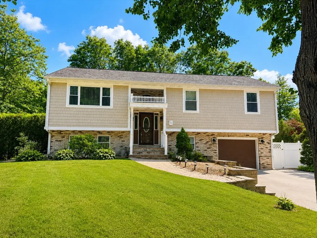2 Cutter Ln, Dartmouth, MA 02748 - #1