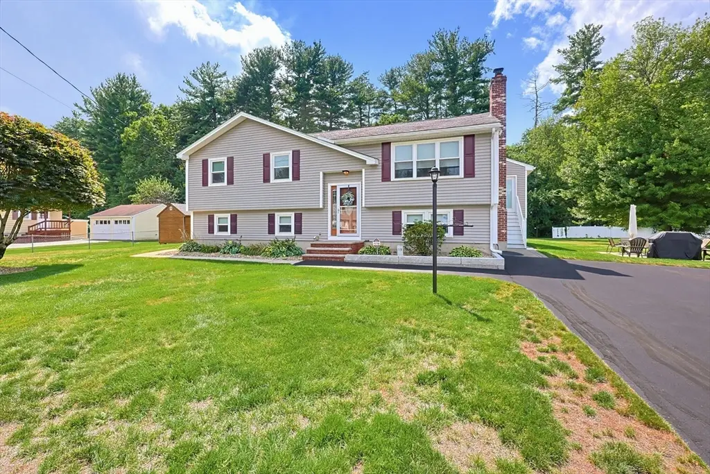 19 Bellflower Rd, Billerica, MA 01821 - #1