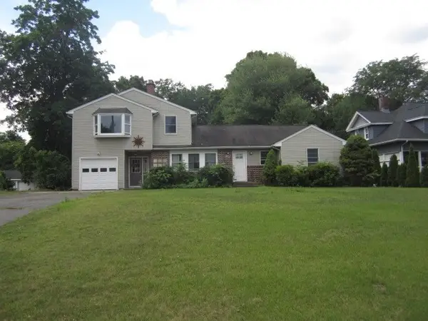 85 Maple Rd, Longmeadow, MA 01106