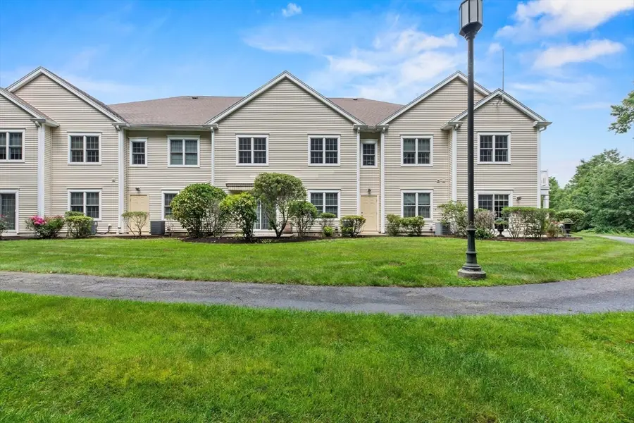 631 East St #M202, Mansfield, MA 02048 - #2