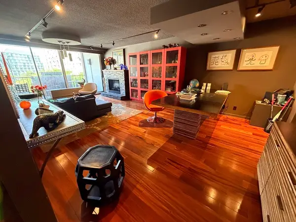 77 Pond Ave #509, Brookline, MA 02445