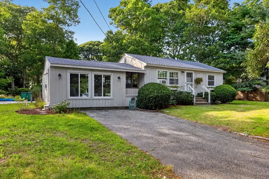 203 Monomoscoy Rd, Mashpee, MA 02649 - #3