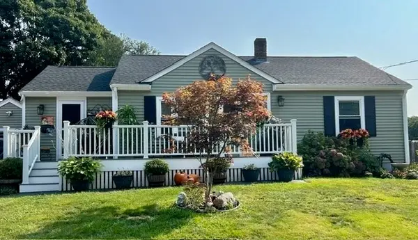 78 Doris Dr, Abington, MA 02351