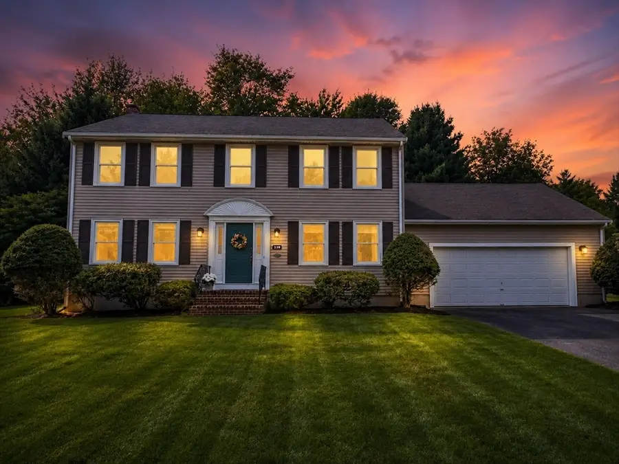 239 Presidential Dr, Abington, MA 02351 - #2