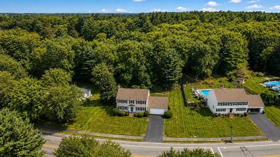 239 Presidential Dr, Abington, MA 02351 - #3