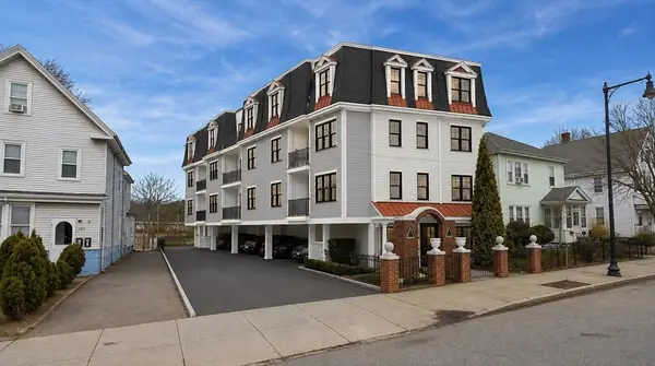 1015 Hyde Park Ave, Boston, MA 02136