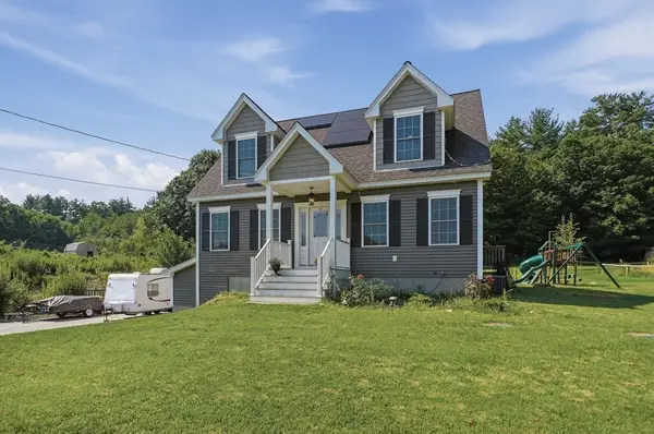 176 Oakham Road, Barre, MA 01005