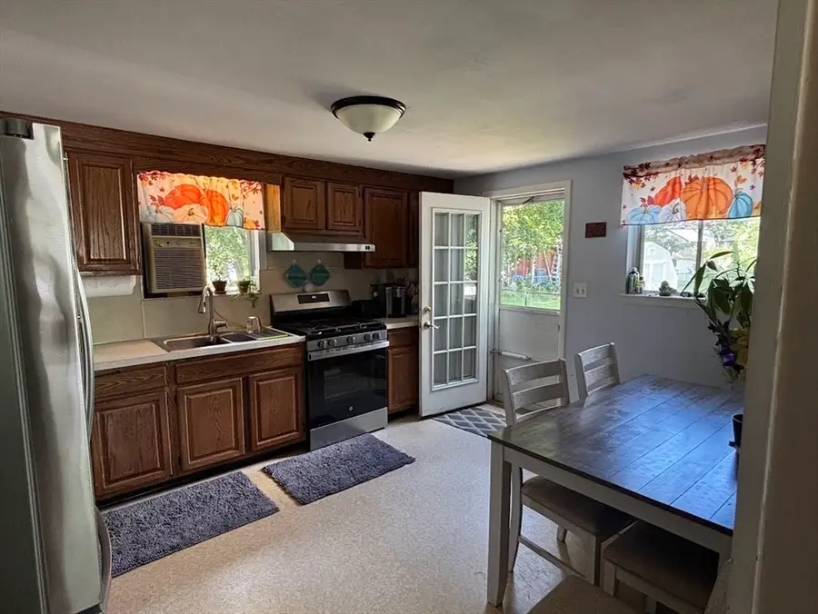 22 Hurley Cir, Marlborough, MA 01752 - #3