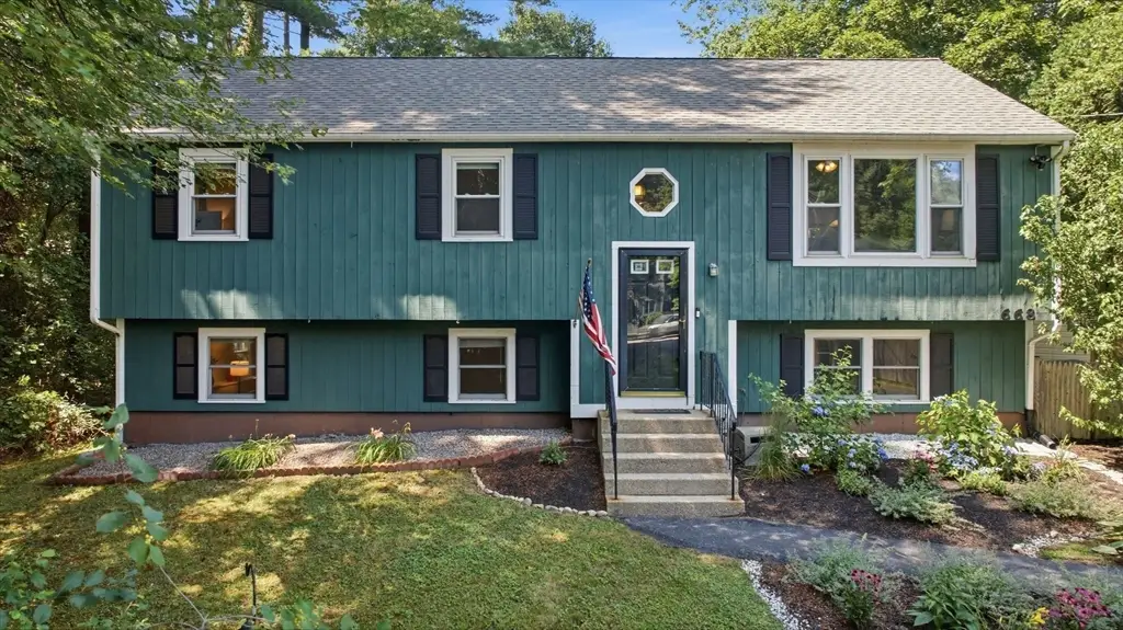 668 Summer St, Rockland, MA 02370 - #1