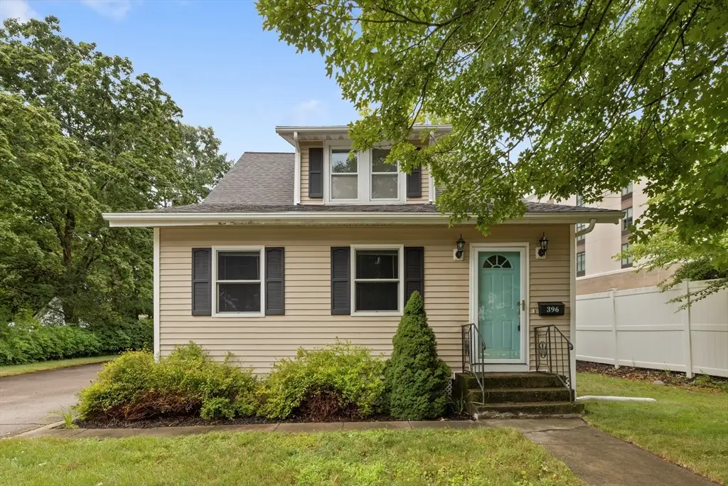 396 Central St, Mansfield, MA 02048 - #1
