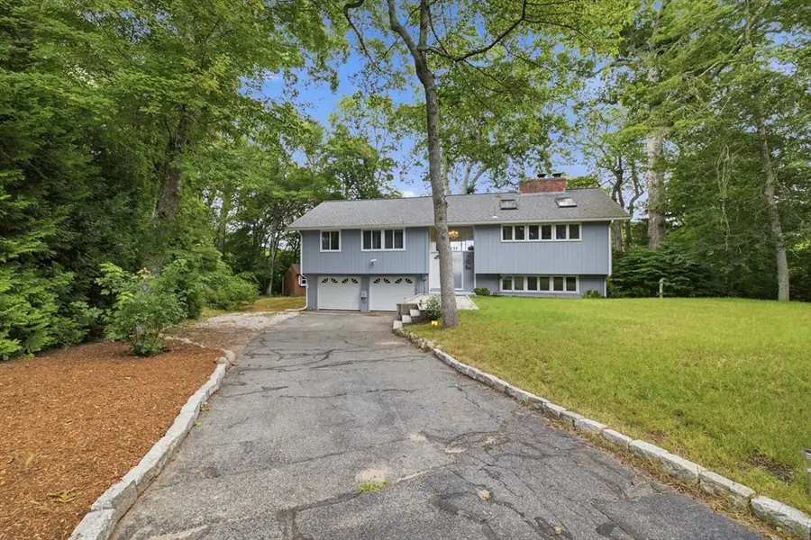 79 Pond Cir, Mashpee, MA 02649 - #2