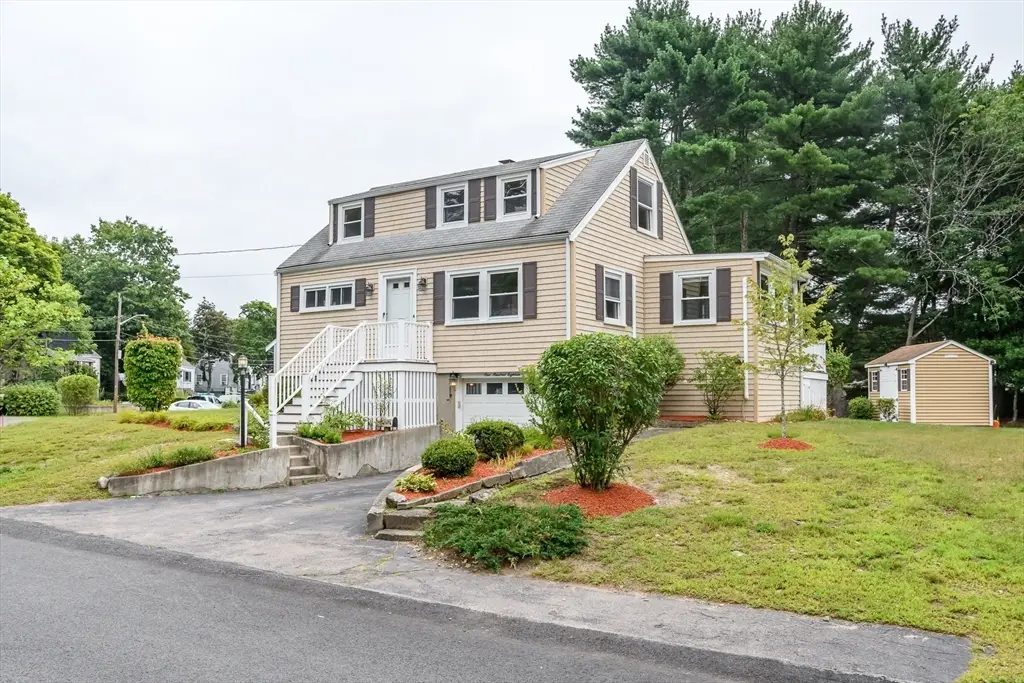 118 Brickel Rd, Stoughton, MA 02072 - #1