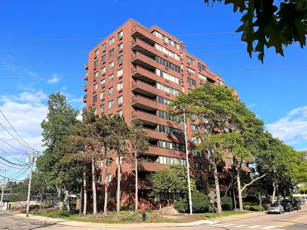 77 Adams St #- 610, Quincy, MA 02169