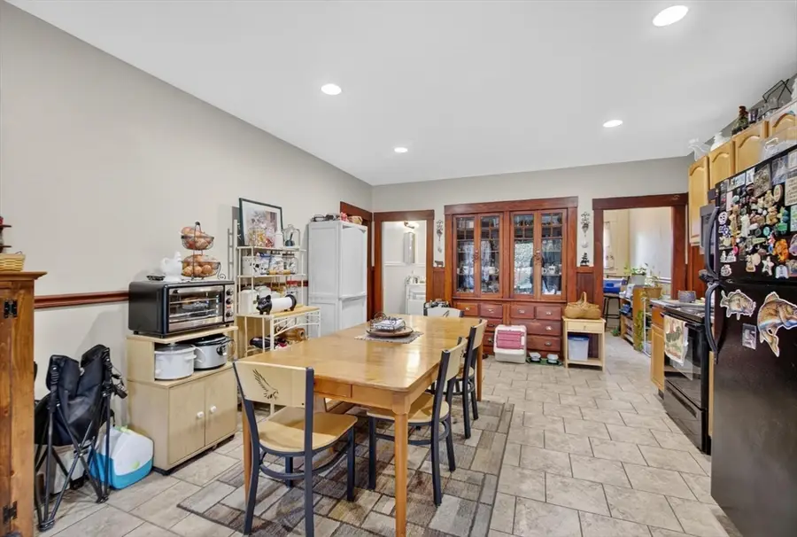 55 Elmwood Ave, Fitchburg, MA 01420 - #3