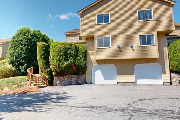 98 Algonquin Tr #98, Ashland, MA 01721