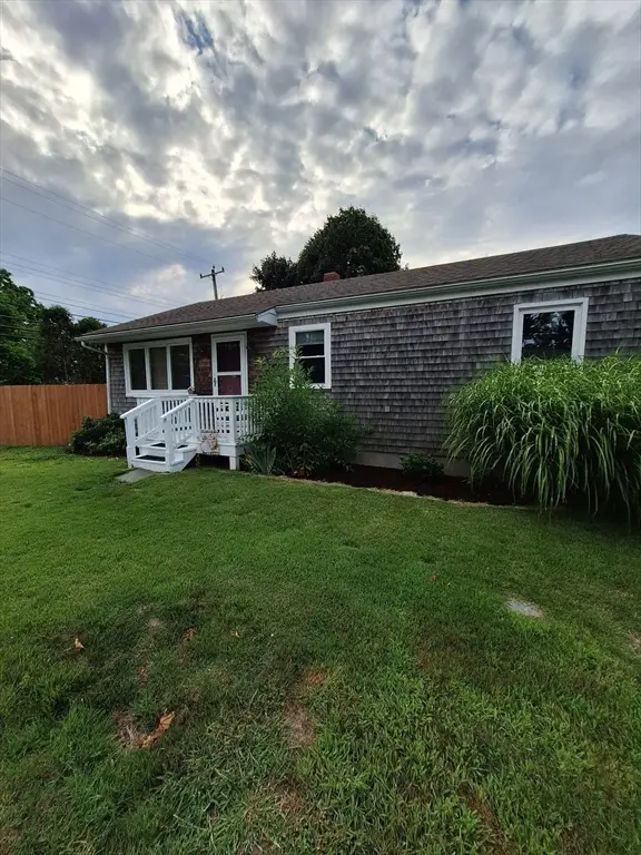 2 Upton St, Fairhaven, MA 02719 - #2