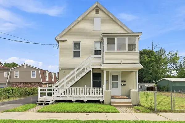 14 Perrault, Chicopee, MA 01013