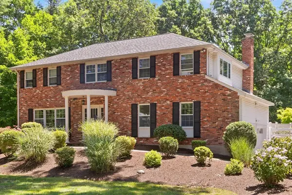 14 Mallard Dr, Sharon, MA 02067