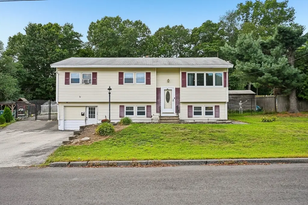 12 Barnard Rd, Lawrence, MA 01843 - #1