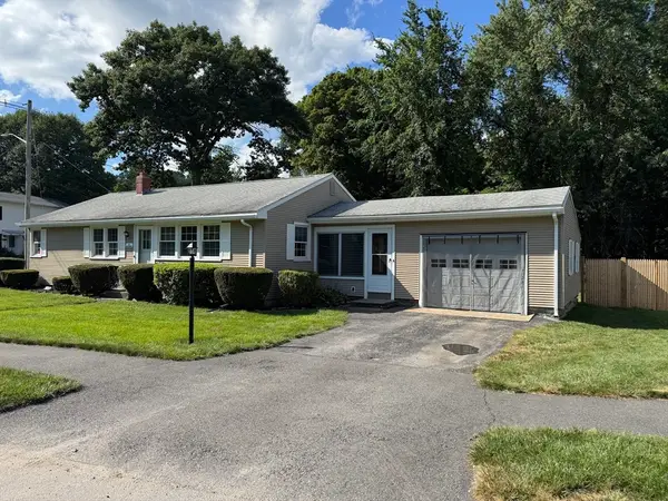 26 Wildwood Ave, Worcester, MA 01603