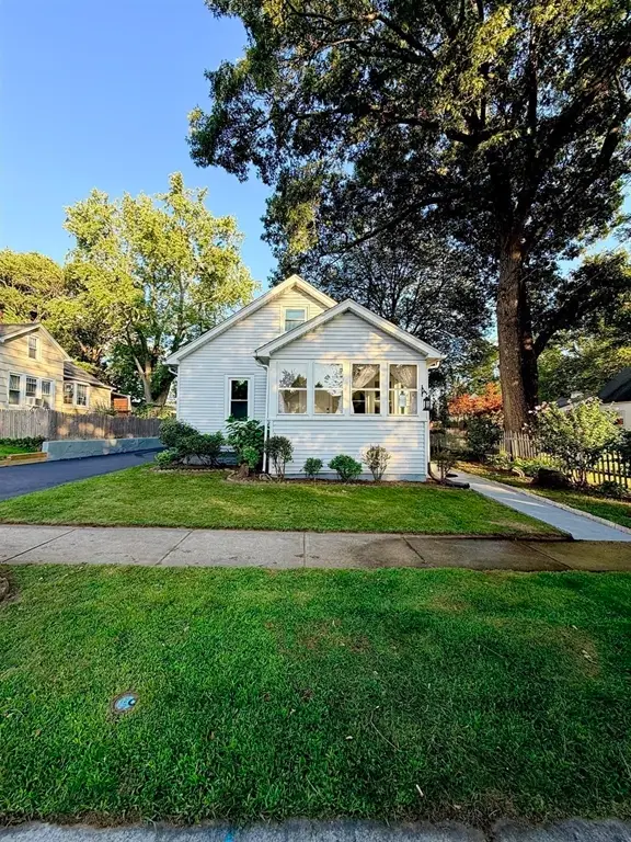 11 Thornfell St, Springfield, MA 01104 - #3