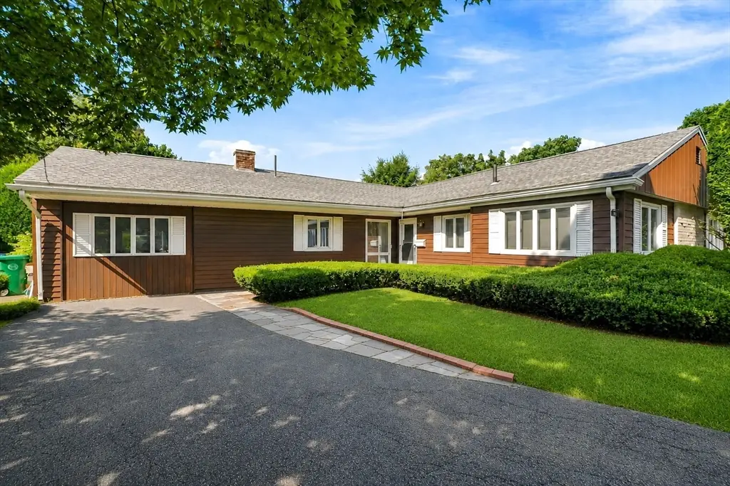 69 Maynard St, Newton, MA 02465 - #1