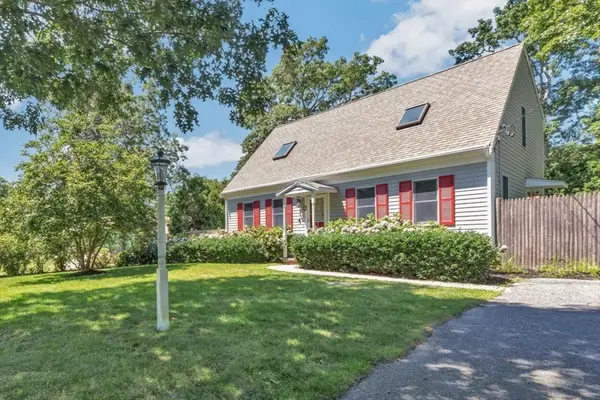 9 Elaine Road, Barnstable, MA 02601