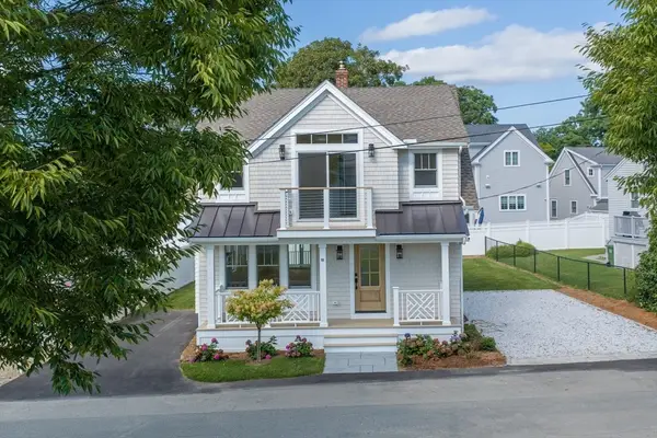 10 Vesper Ave, Falmouth, MA 02540