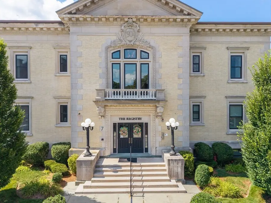 7 Russell Street #304, Plymouth, MA 02360 - #2