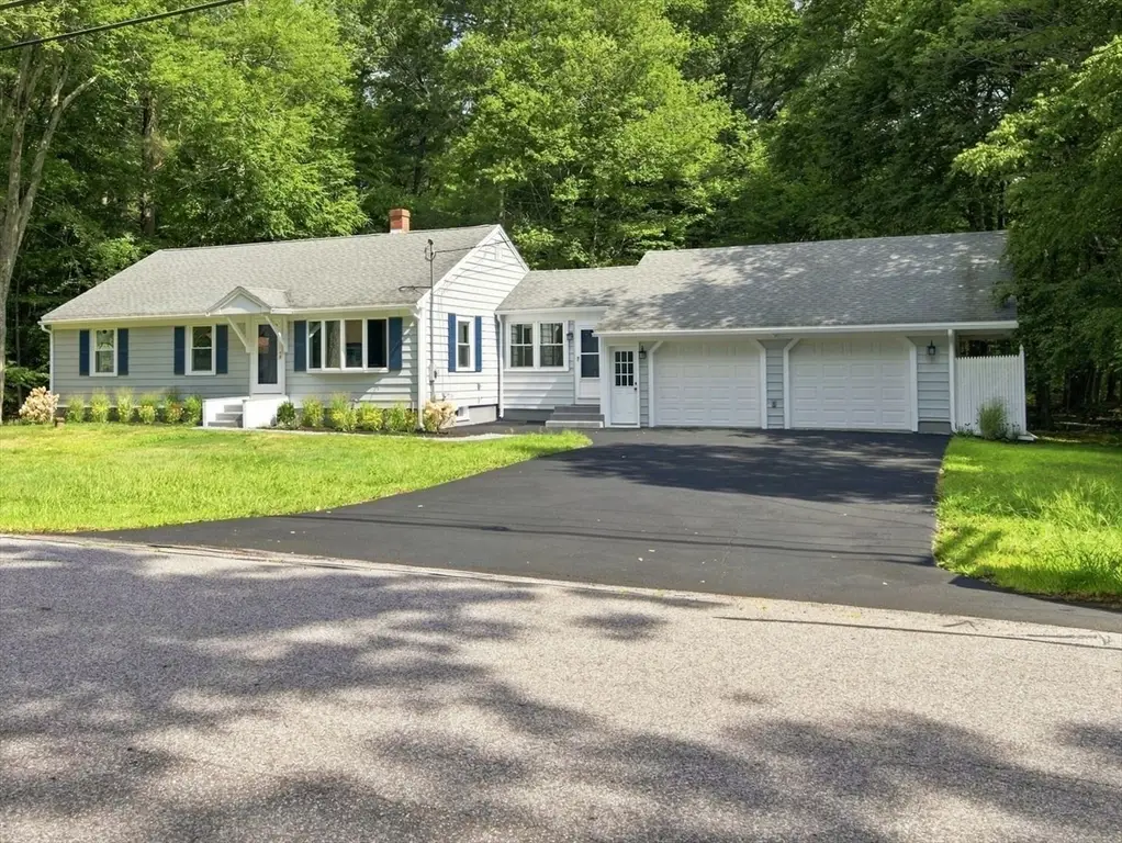 17 Drinkwater Rd, Hampton Falls, NH 03844 - #1