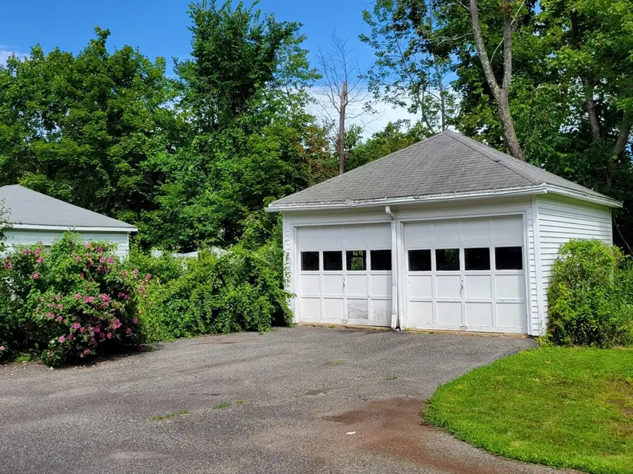 32 Coleman Street, Gardner, MA 01440 - #3
