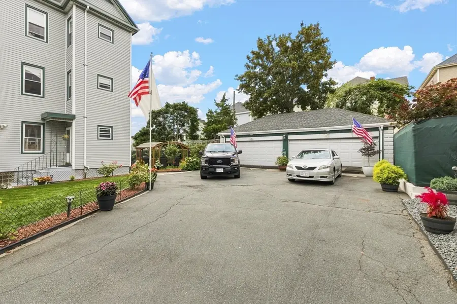 33 George St, New Bedford, MA 02744 - #3