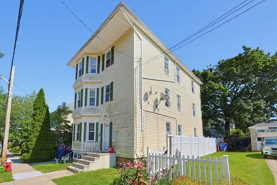 118 Irvington St, New Bedford, MA 02745 - #3