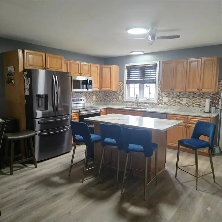 11 Fay, Worcester, MA 01604 - #2
