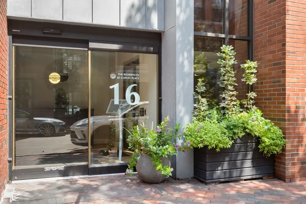 16 Harcourt #5G, Boston, MA 02116 - #1