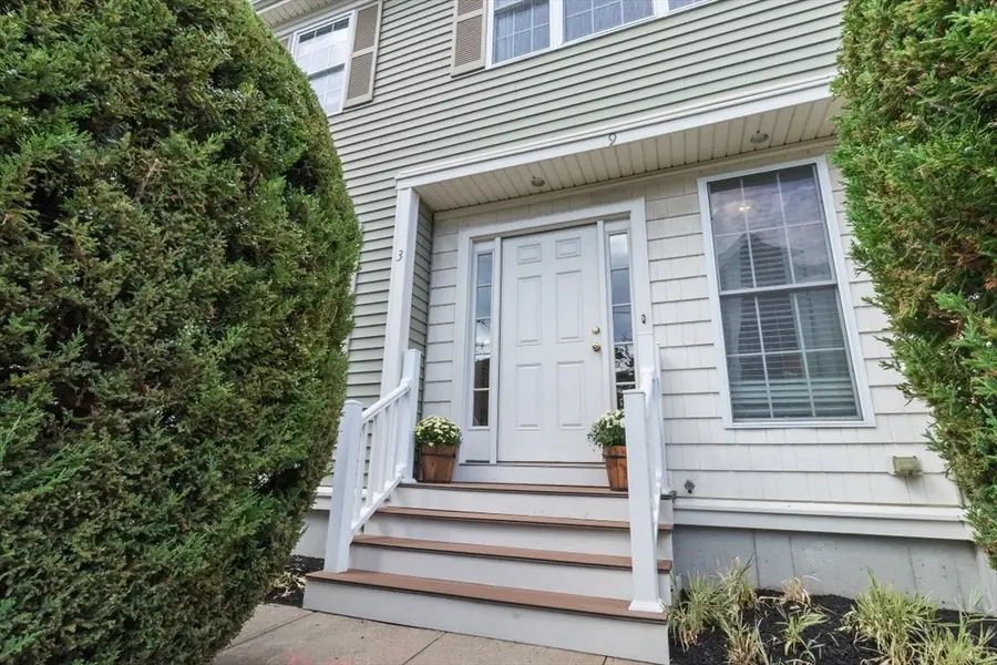 9 Russell St #3, Waltham, MA 02453 - #2