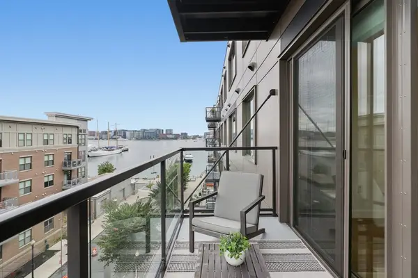 45 Lewis St #501, Boston, MA 02128