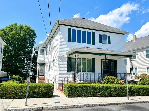 559-561 S Almond St, Fall River, MA 02724