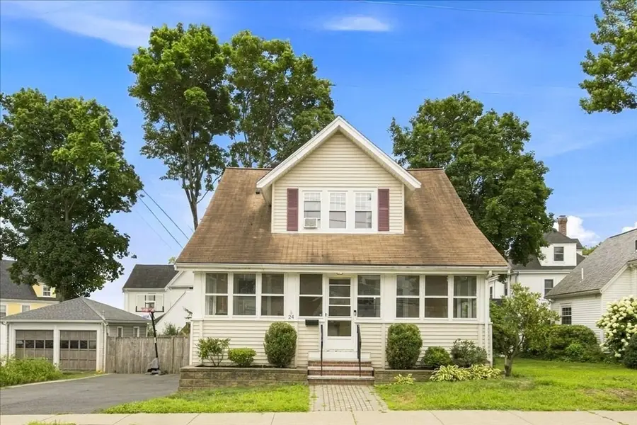 24 Nichols St, Norwood, MA 02062 - #3