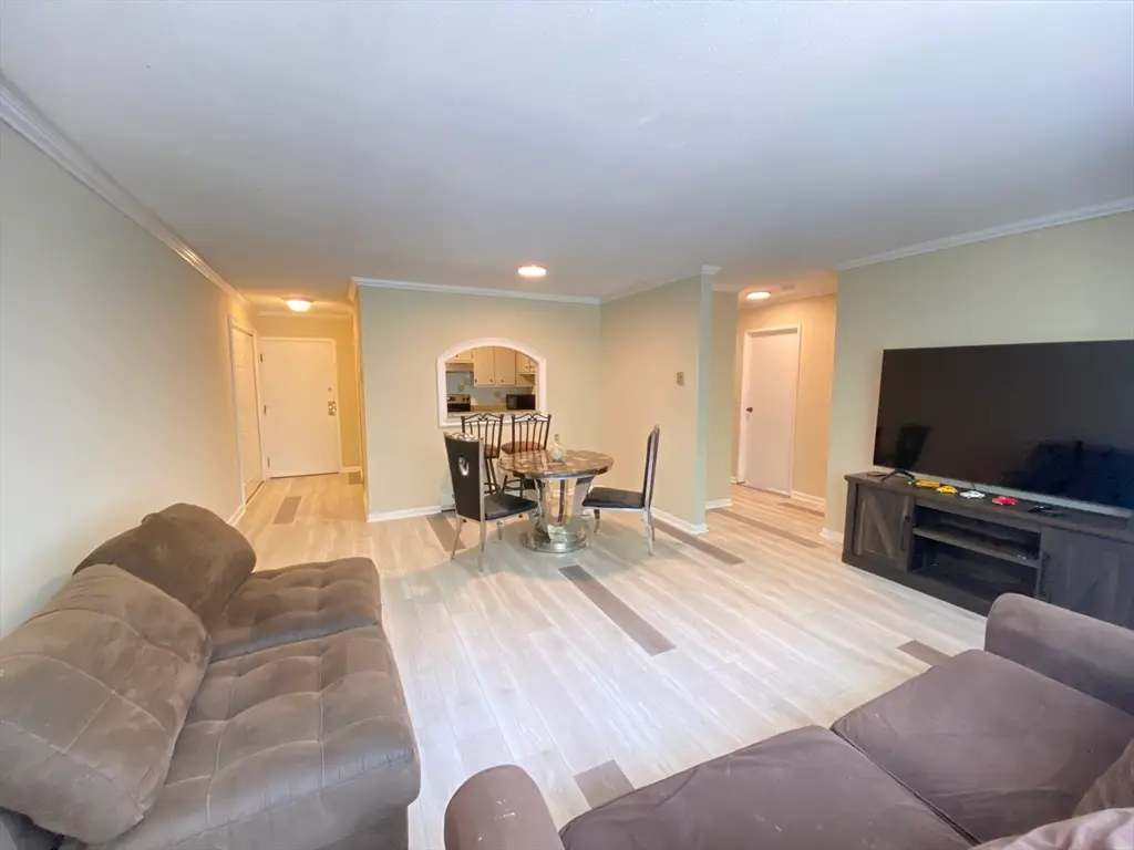 11 Weld Street #27, Framingham, MA 01702 - #1