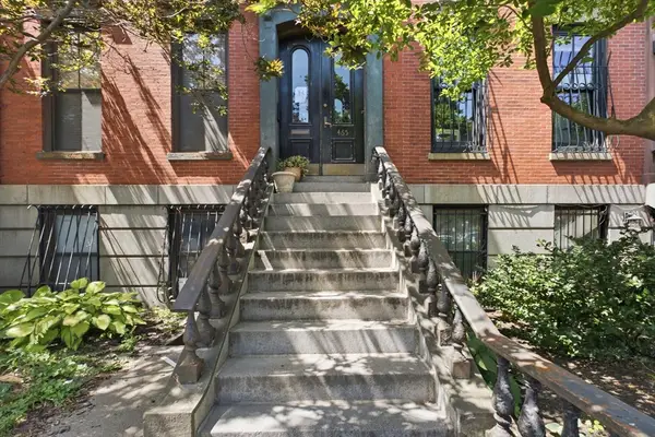 465 Massachusetts Ave #4, Boston, MA 02118
