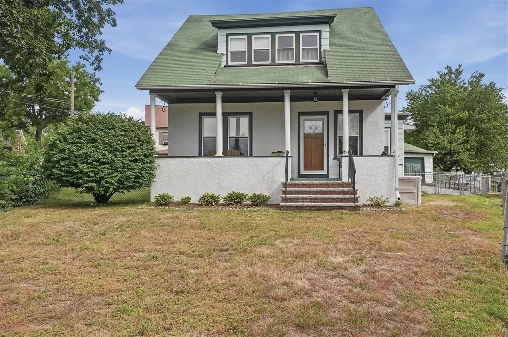 174 Willard Street, Lowell, MA 01850 - #1