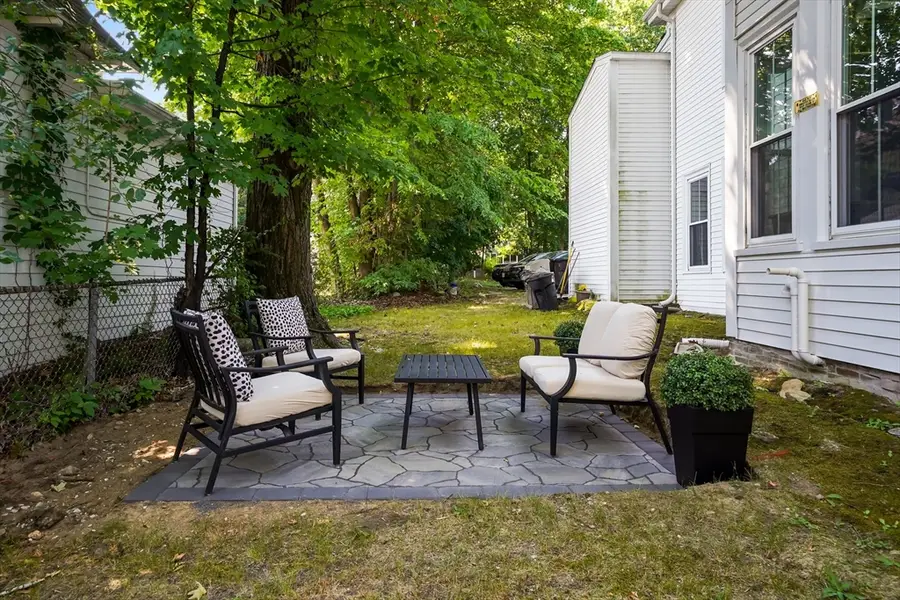 146 Lincoln Rd #A, Lincoln, MA 01773 - #3