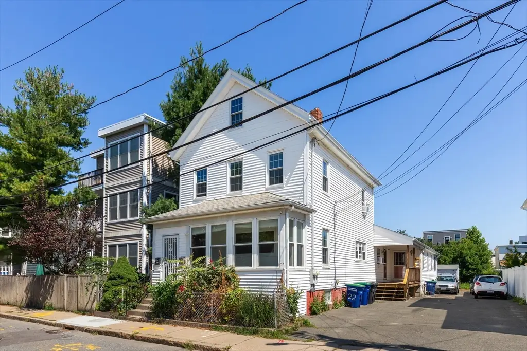 22 Clyde St, Somerville, MA 02144 - #1